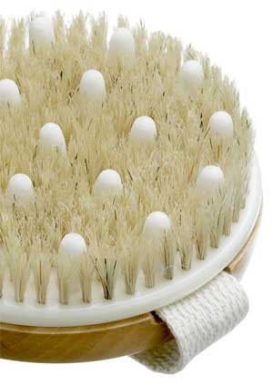 Dry Brush with Rubber Nodules for Increased skin stimulation
